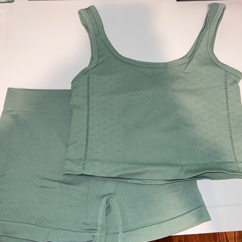 Patterned 2 Piece Set